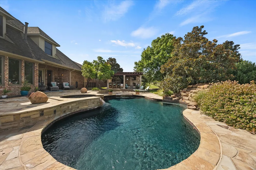 2 Maltese Circle Heath, TX 75032