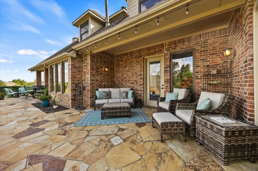 2 Maltese Circle Heath, TX 75032