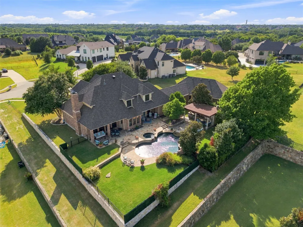 2 Maltese Circle Heath, TX 75032