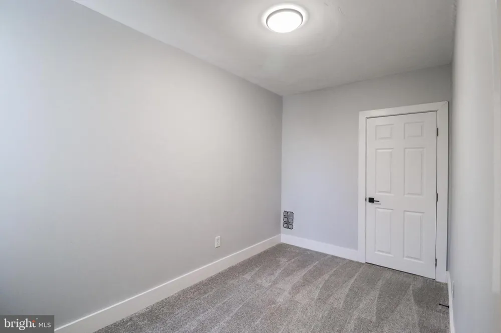 427 MUENCH STREET Harrisburg, PA 17102