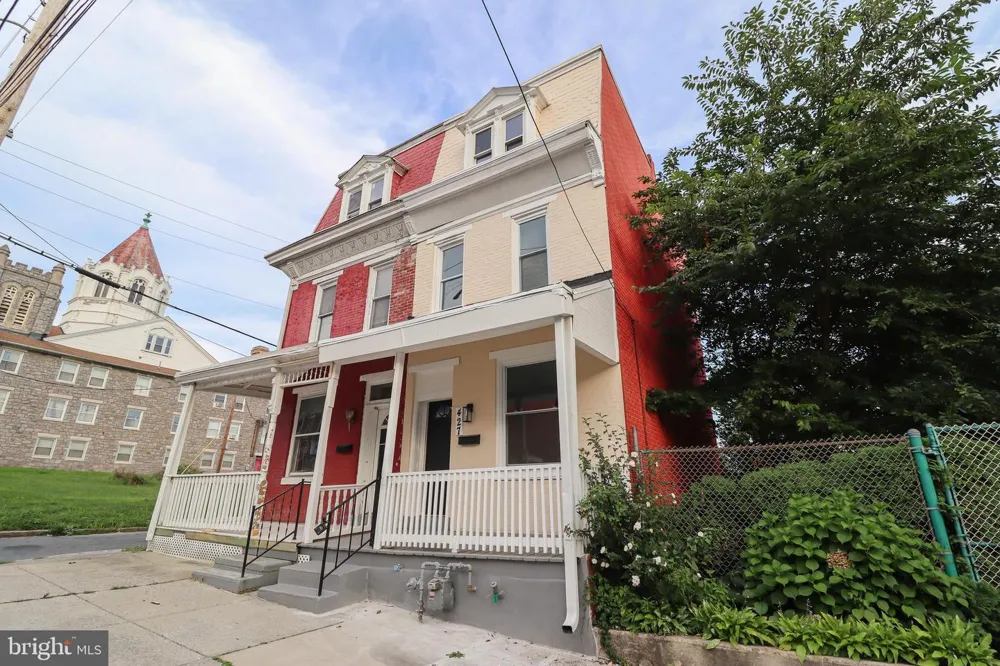 427 MUENCH STREET Harrisburg, PA 17102