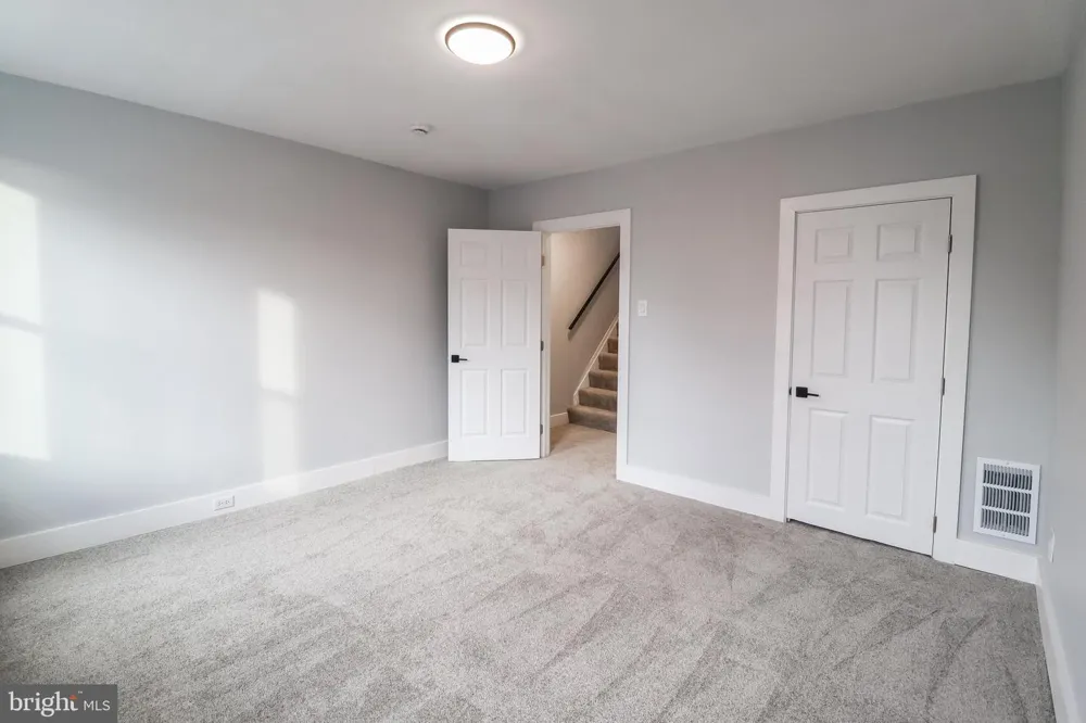 427 MUENCH STREET Harrisburg, PA 17102