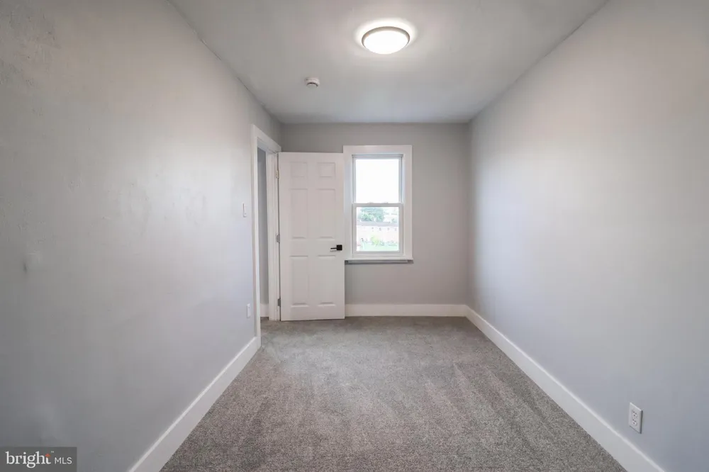 427 MUENCH STREET Harrisburg, PA 17102