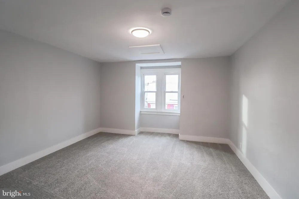 427 MUENCH STREET Harrisburg, PA 17102