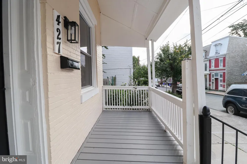 427 MUENCH STREET Harrisburg, PA 17102