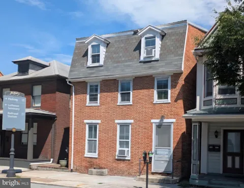 126 E YORK STREET #3