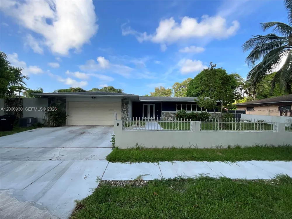 12325 NE 2nd Ct North Miami, FL 33161