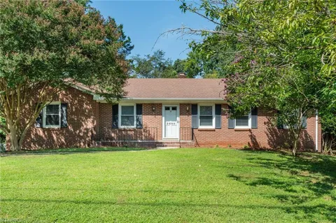 2608 Amesbury Road