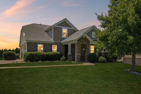 2293 Dewey Dr