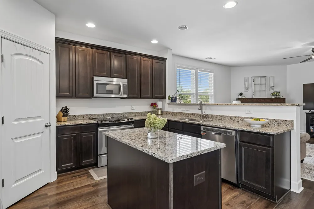 2293 Dewey Dr Spring Hill, TN 37174