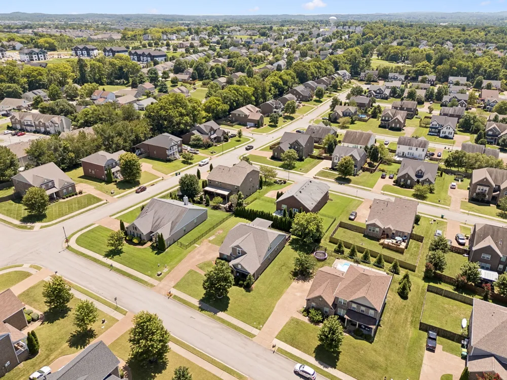 2293 Dewey Dr Spring Hill, TN 37174
