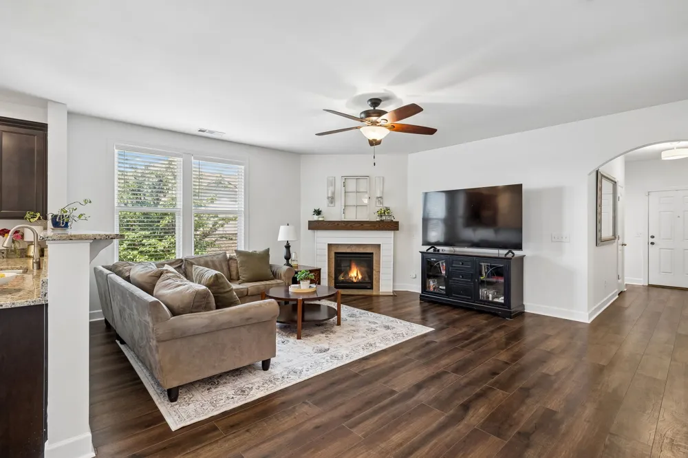 2293 Dewey Dr Spring Hill, TN 37174