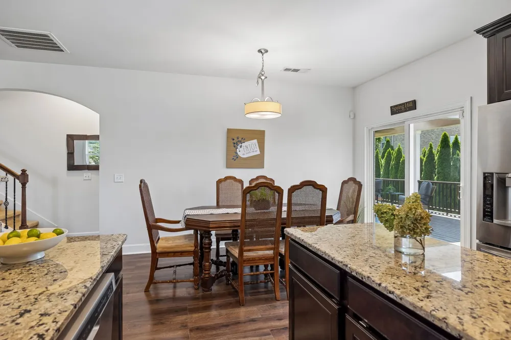 2293 Dewey Dr Spring Hill, TN 37174