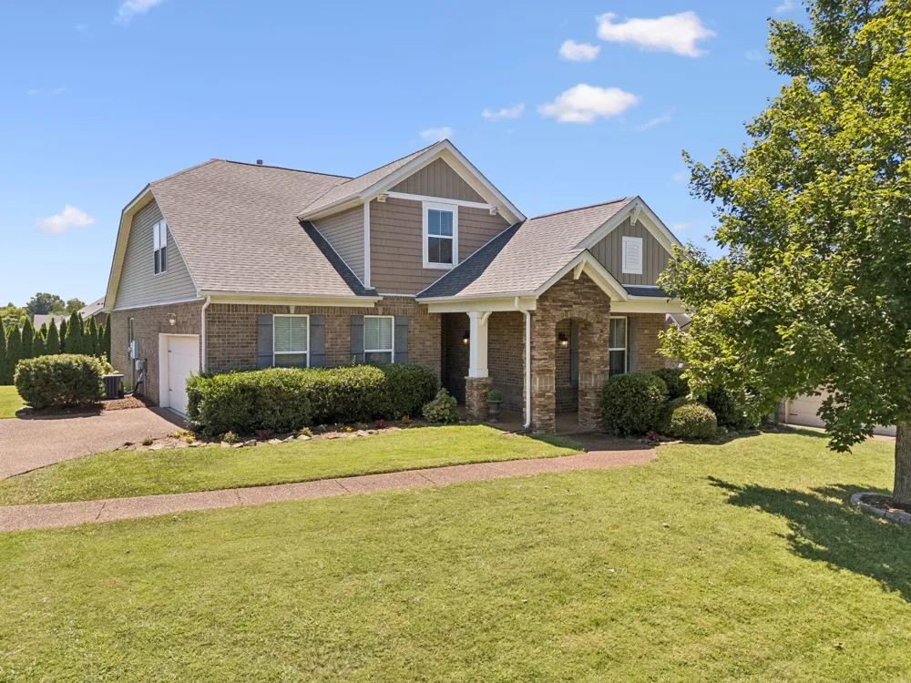 2293 Dewey Dr Spring Hill, TN 37174
