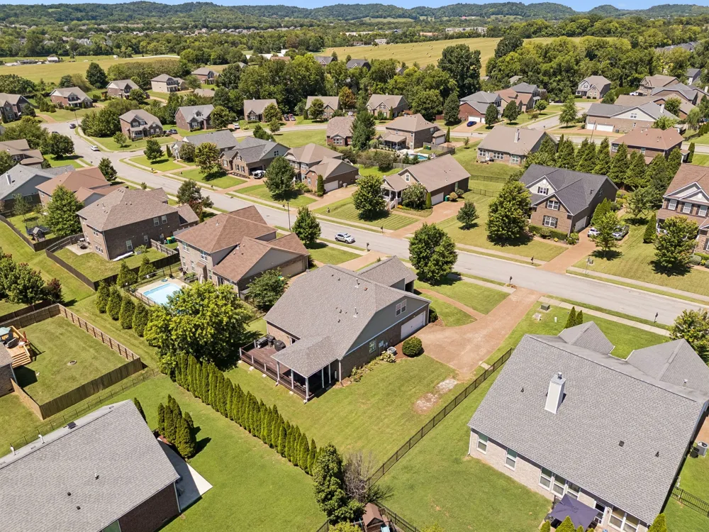 2293 Dewey Dr Spring Hill, TN 37174