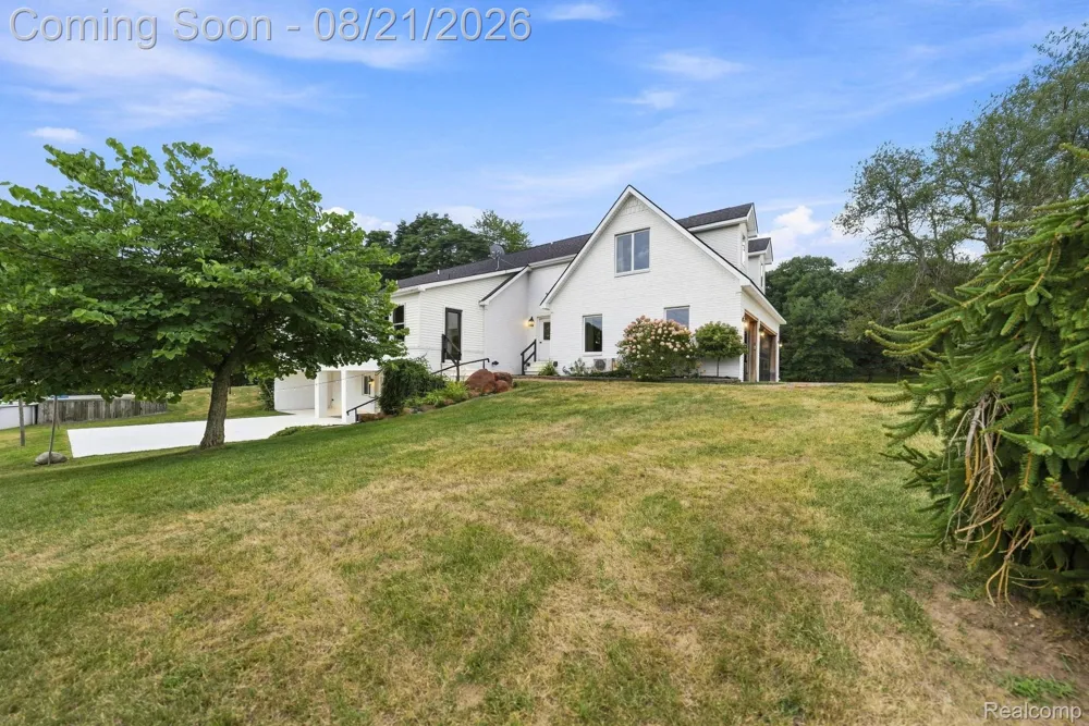 4759 Lasher Road Dryden Township, MI 48428