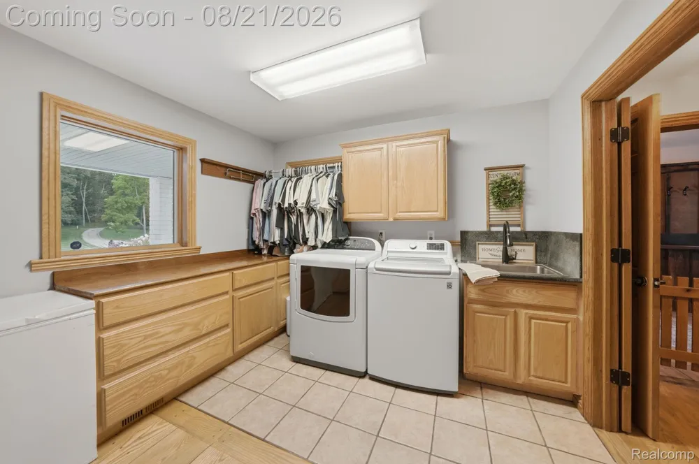 4759 Lasher Road Dryden Township, MI 48428
