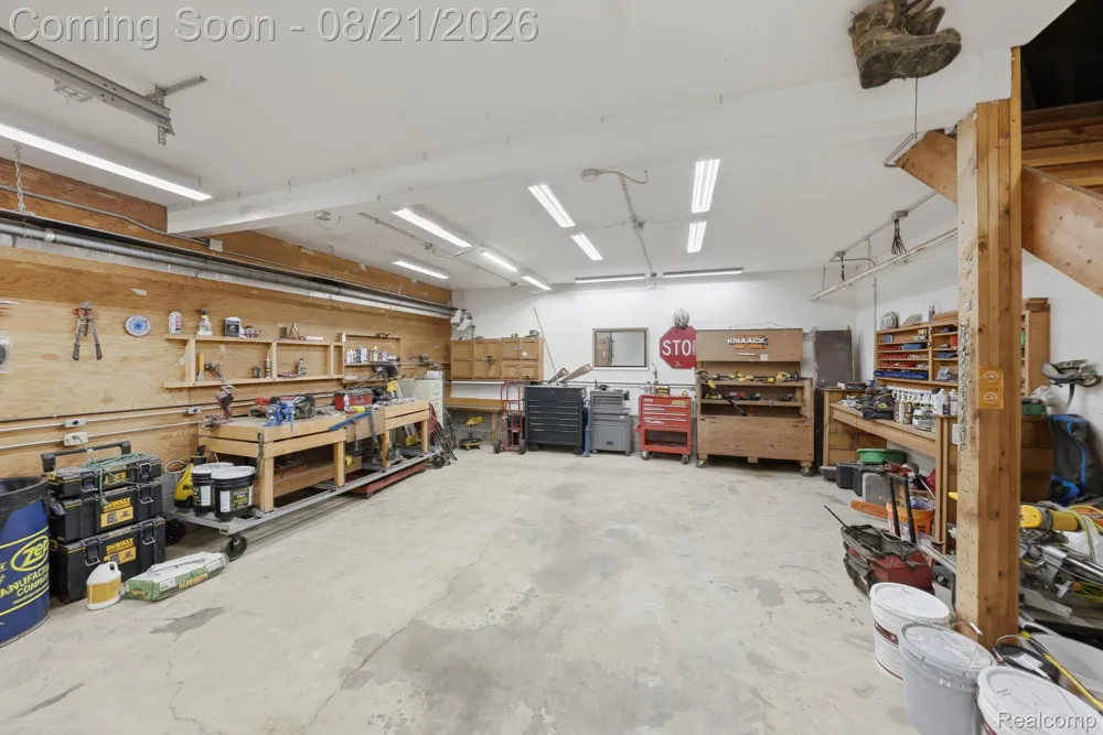 4759 Lasher Road Dryden Township, MI 48428