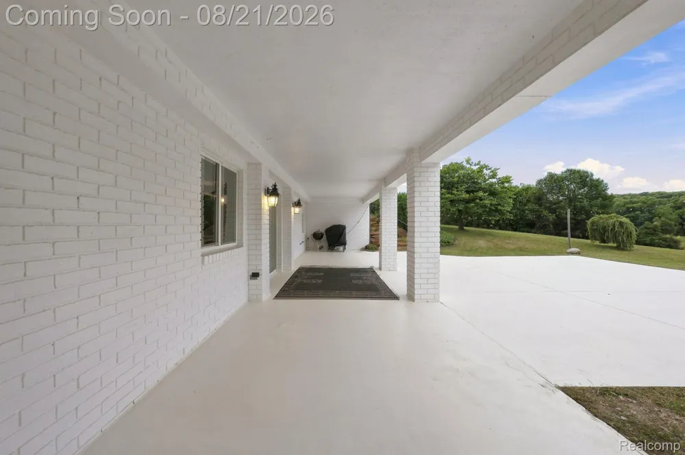 4759 Lasher Road Dryden Township, MI 48428