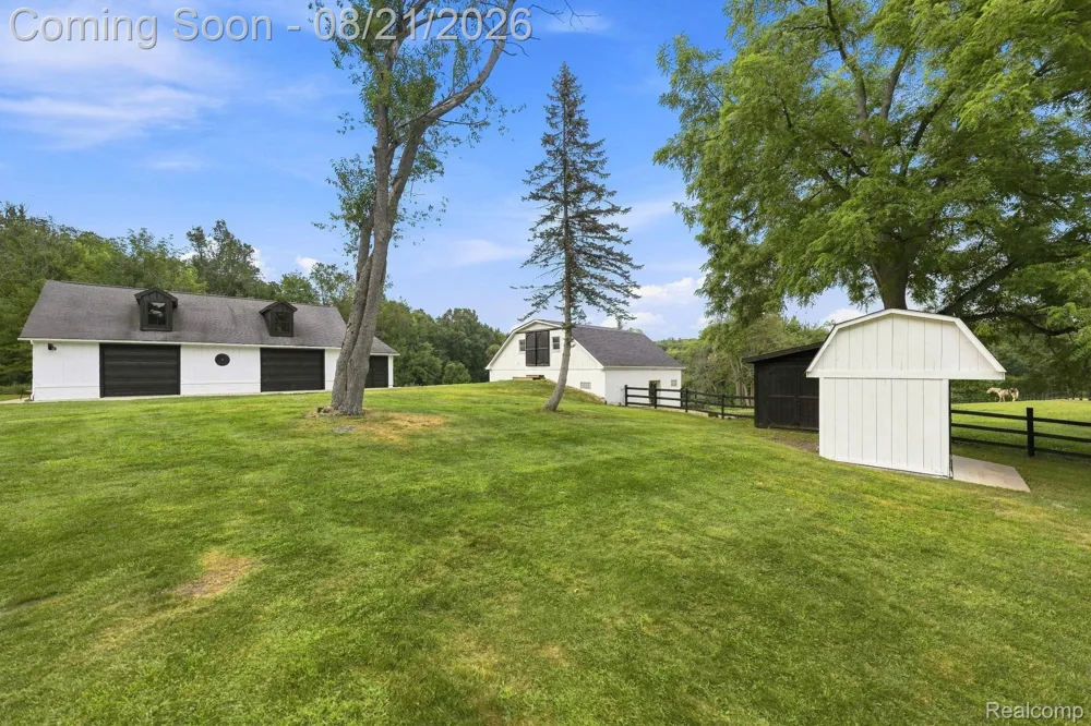 4759 Lasher Road Dryden Township, MI 48428