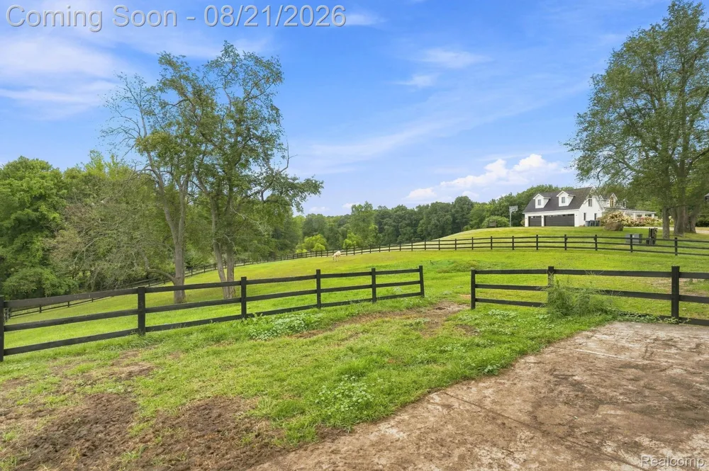 4759 Lasher Road Dryden Township, MI 48428