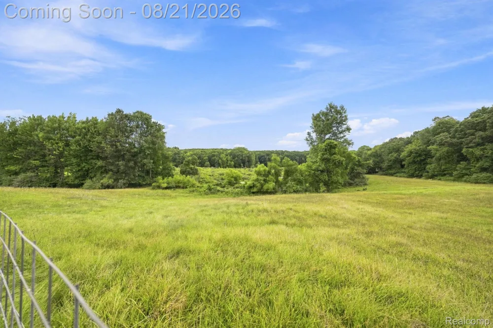 4759 Lasher Road Dryden Township, MI 48428