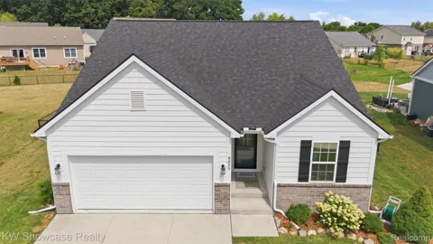 8855 Somerset Lane