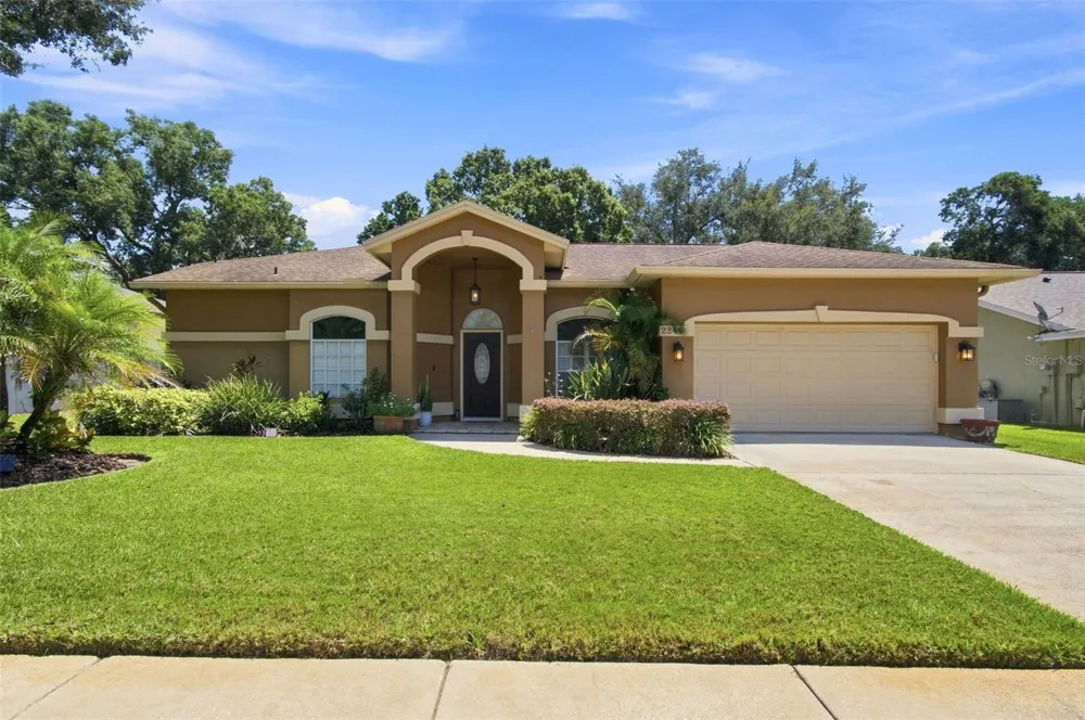 2244 GROVELAND DRIVE Lutz, FL 33549