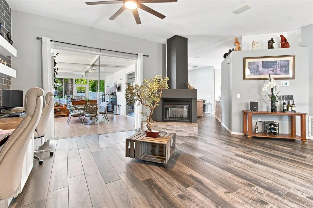 2244 GROVELAND DRIVE Lutz, FL 33549