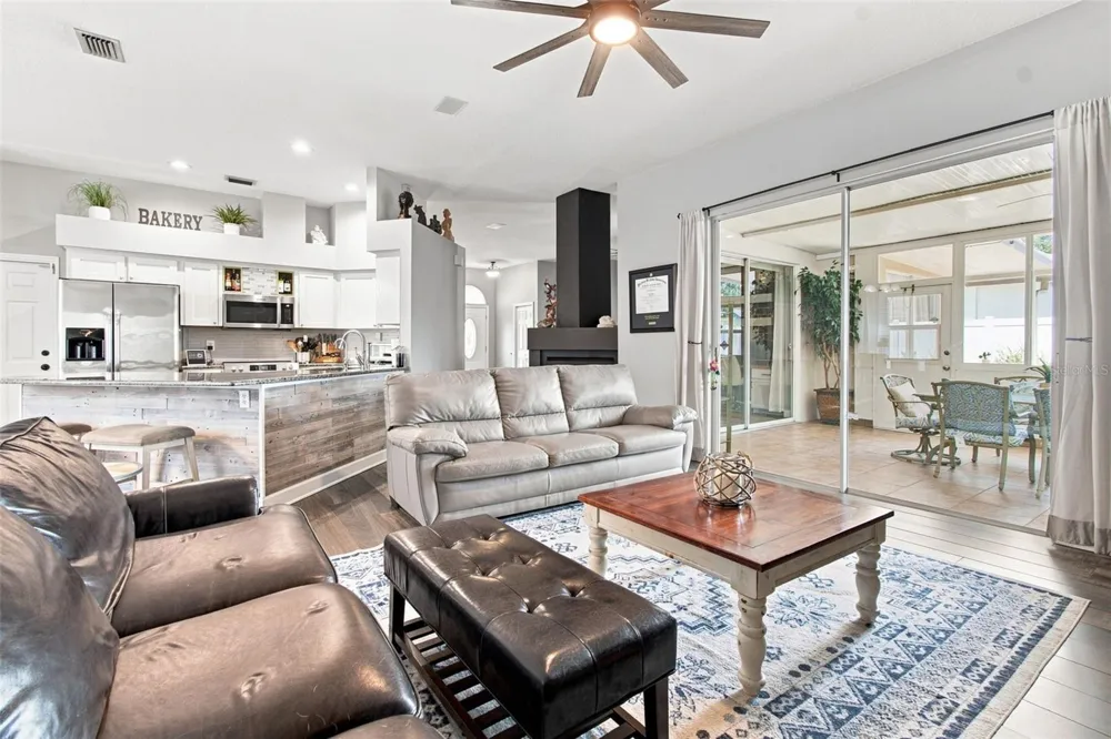 2244 GROVELAND DRIVE Lutz, FL 33549