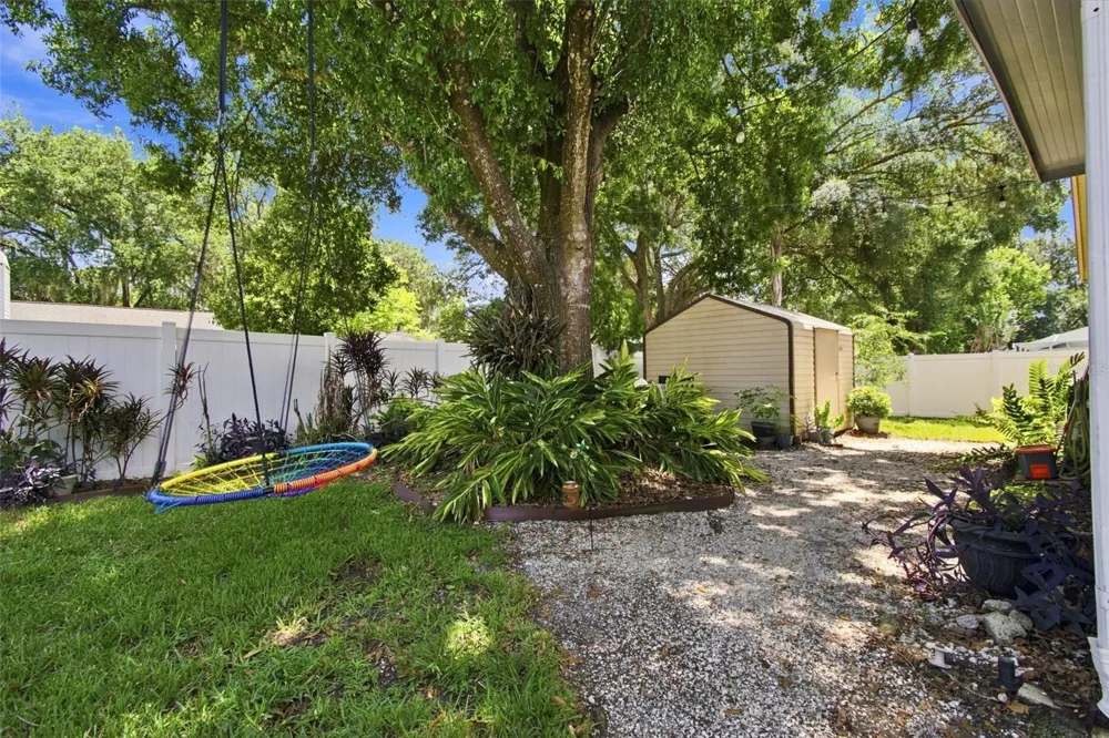 2244 GROVELAND DRIVE Lutz, FL 33549