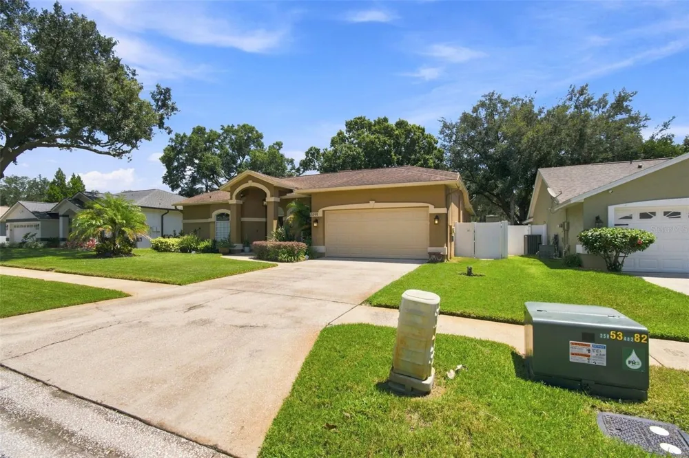 2244 GROVELAND DRIVE Lutz, FL 33549