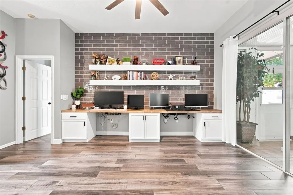 2244 GROVELAND DRIVE Lutz, FL 33549