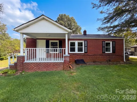 1006 Peachtree Road