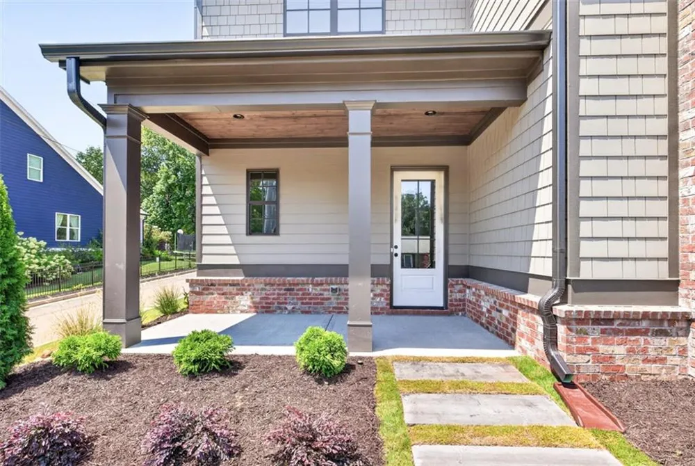 5816 Mitchell Street Flowery Branch, GA 30542