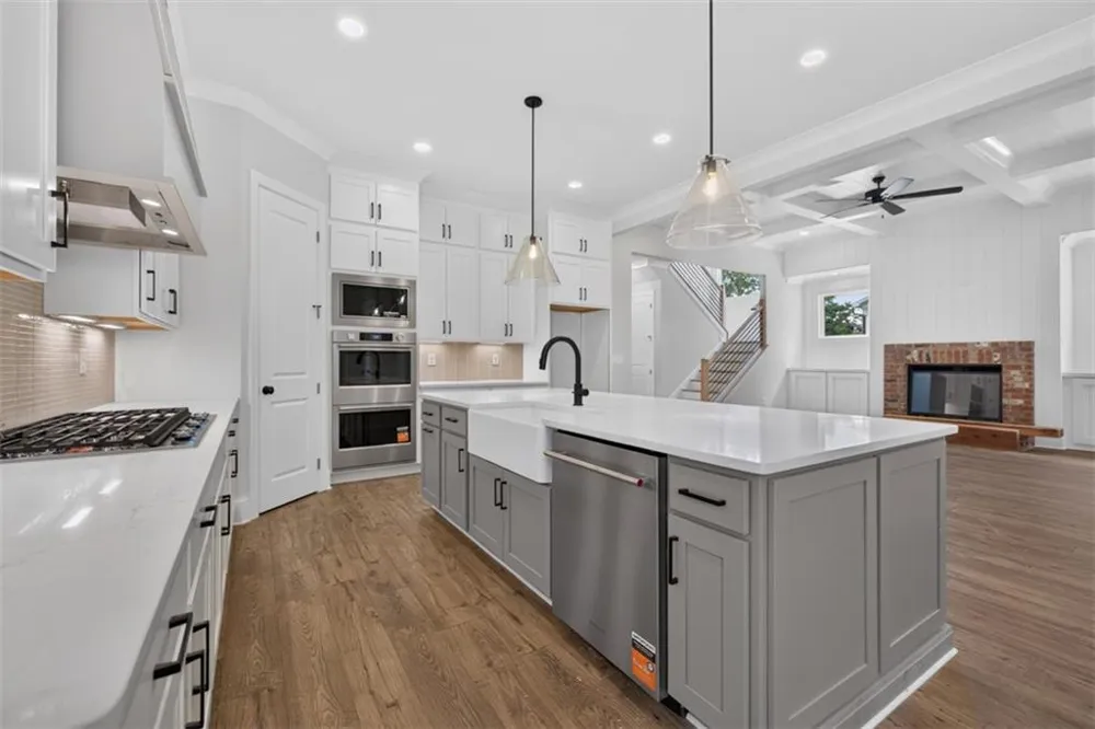 5816 Mitchell Street Flowery Branch, GA 30542