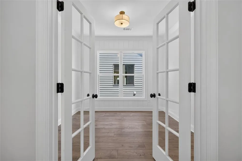 5816 Mitchell Street Flowery Branch, GA 30542