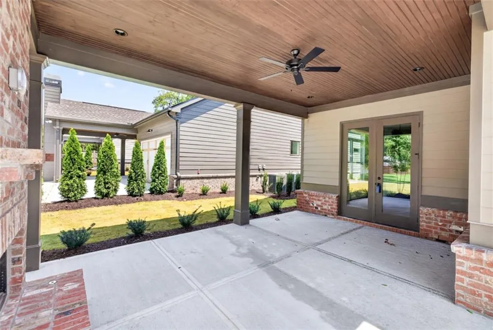 5816 Mitchell Street Flowery Branch, GA 30542