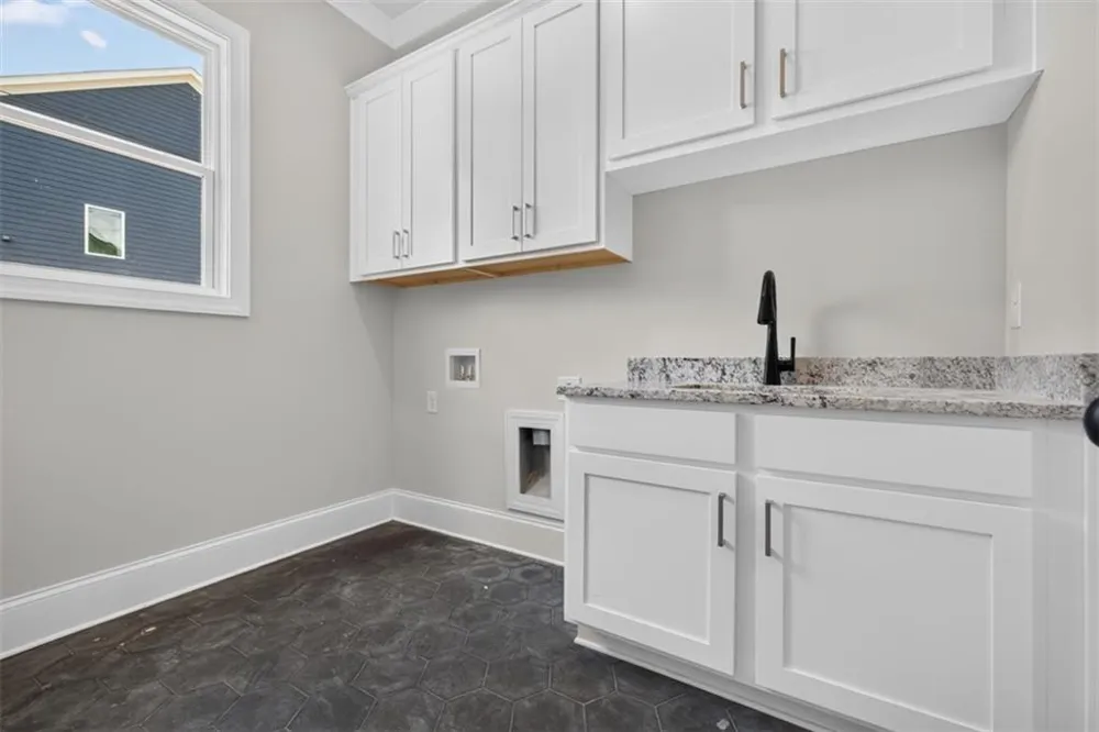 5816 Mitchell Street Flowery Branch, GA 30542