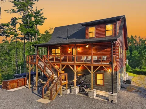 643 Woodstone Trail
