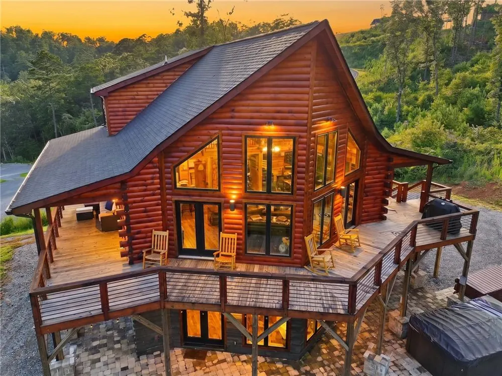 643 Woodstone Trail Ellijay, GA 30540