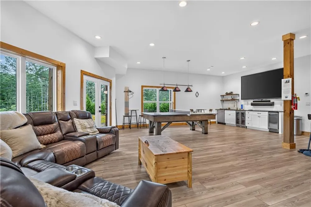 643 Woodstone Trail Ellijay, GA 30540