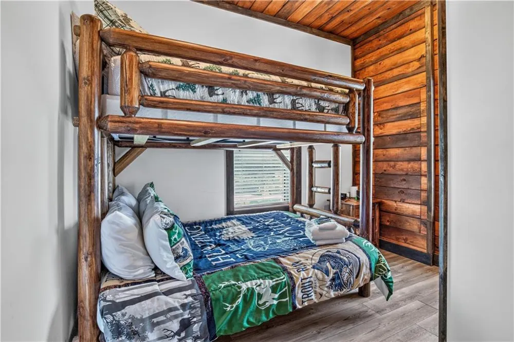 643 Woodstone Trail Ellijay, GA 30540