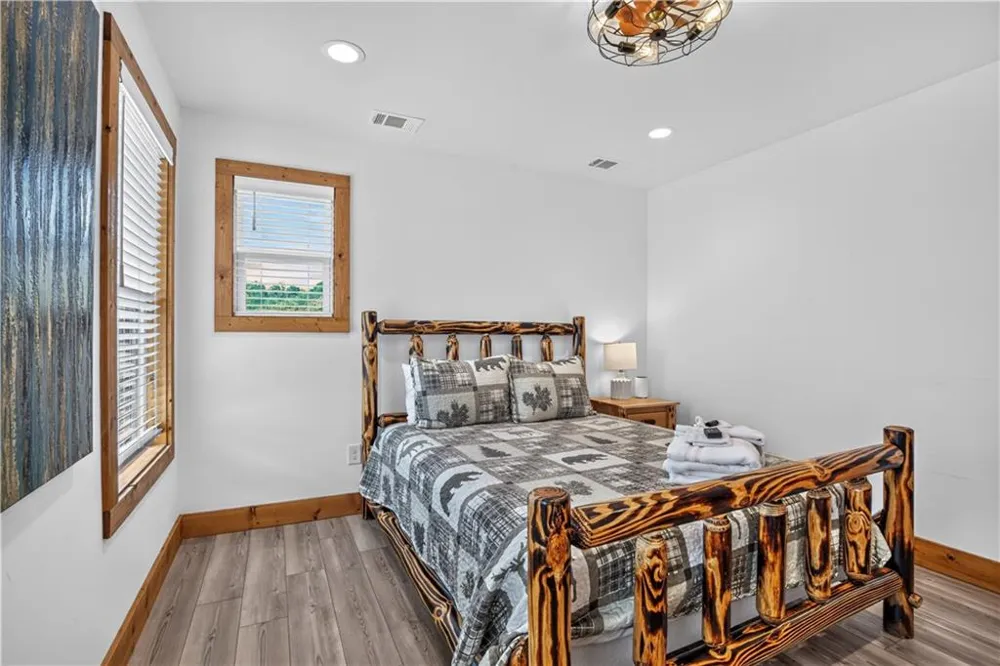643 Woodstone Trail Ellijay, GA 30540