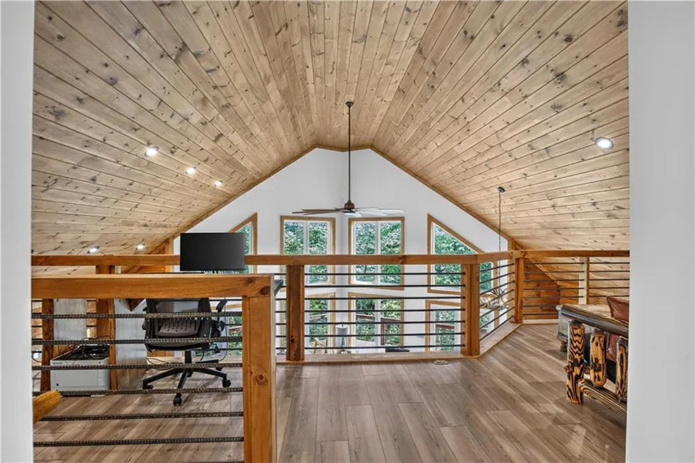 643 Woodstone Trail Ellijay, GA 30540