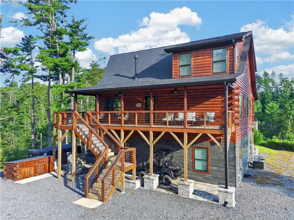 643 Woodstone Trail Ellijay, GA 30540