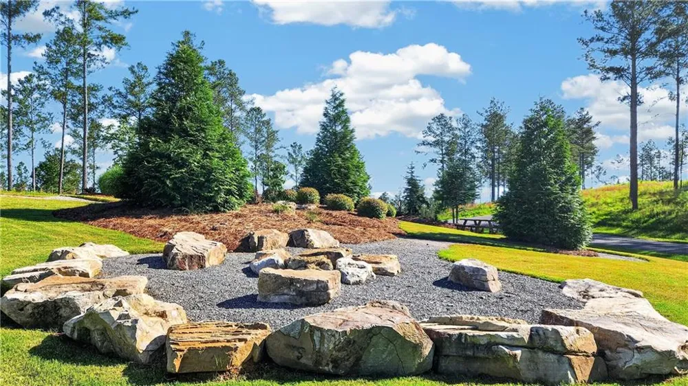 643 Woodstone Trail Ellijay, GA 30540