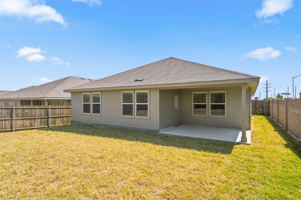 5912 Piedrosa Court Denton, TX 76226