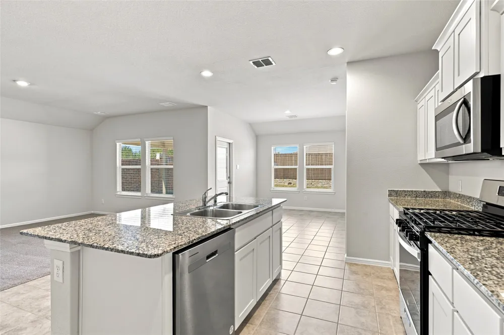 5912 Piedrosa Court Denton, TX 76226