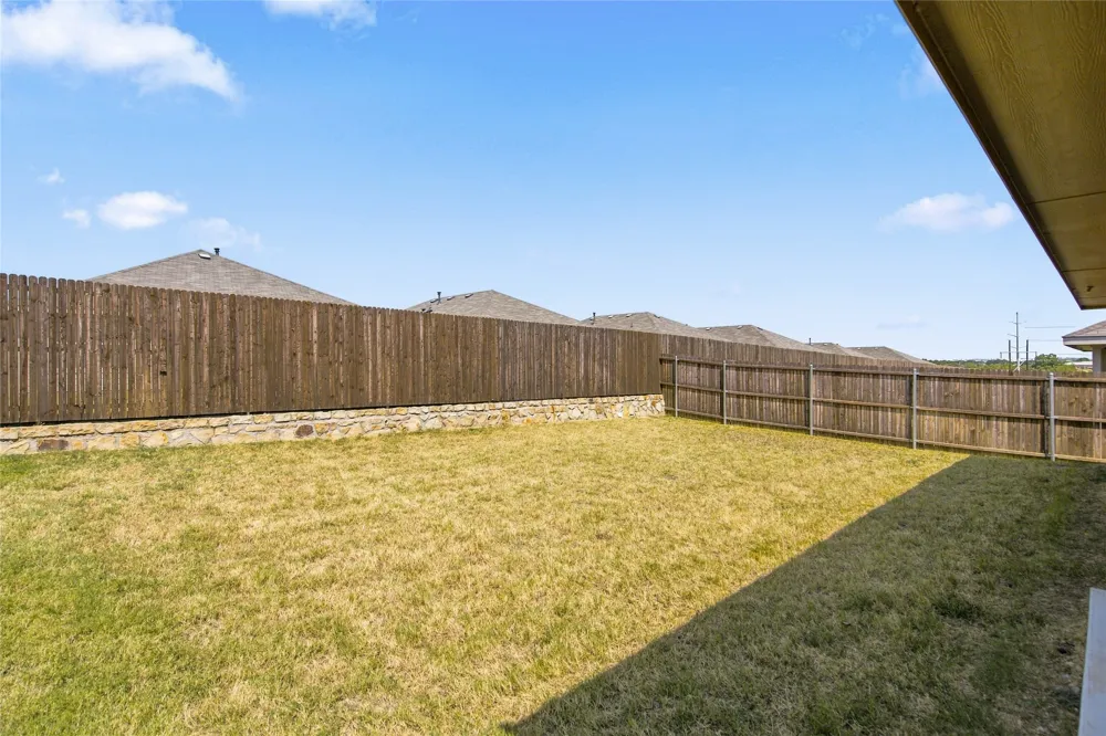 5912 Piedrosa Court Denton, TX 76226
